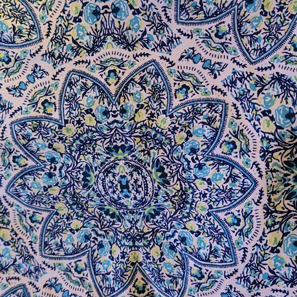 tank tops - Picture 5 of 5